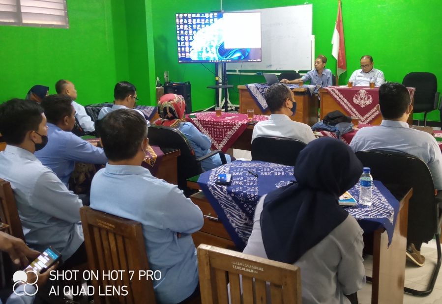 Rapat Koordinasi Evaluasi Kinerja Pamong Kalurahan Pleret